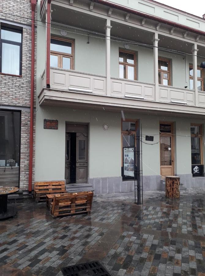 Smoking Lion Apartamento Tbilisi Exterior foto